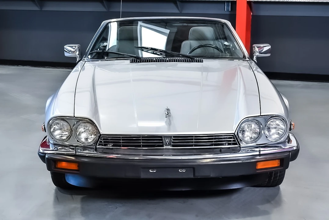 1991 Jaguar XJS Convertible - Image 2 of 30