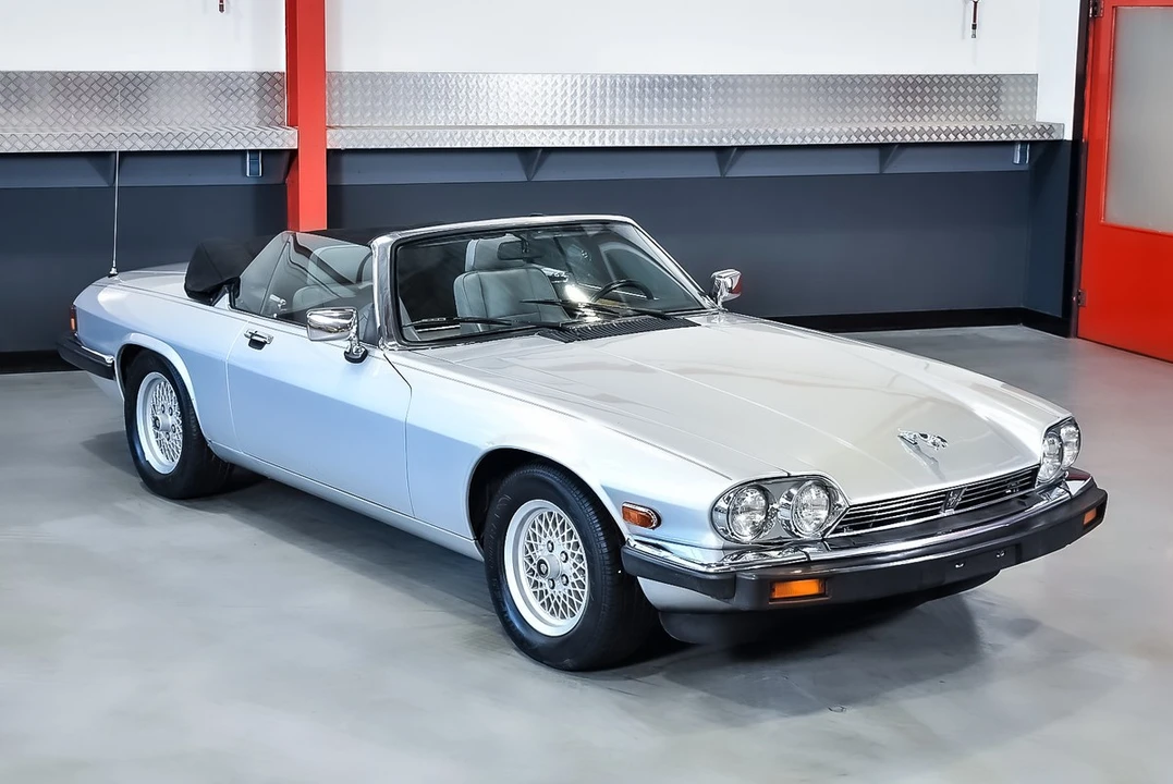 1991 Jaguar XJS Convertible - Image 11 of 30