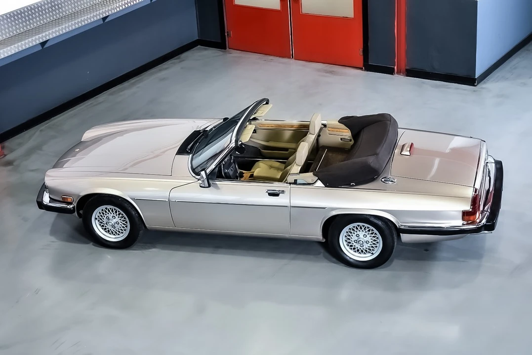 1991 Jaguar XJS Convertible - Image 28 of 30