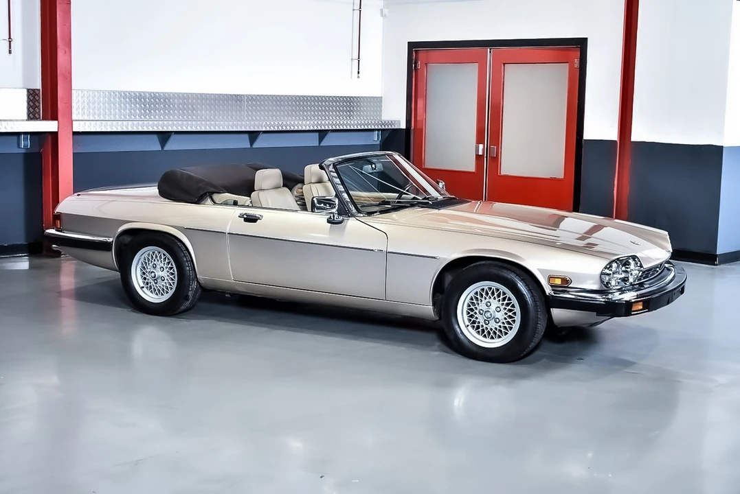 1991 Jaguar XJS Convertible - Image 11 of 30
