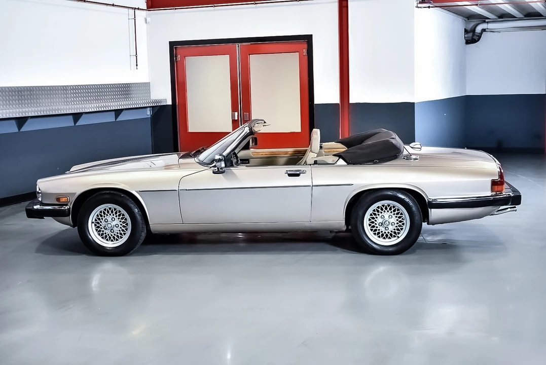 1991 Jaguar XJS Convertible - Image 25 of 30