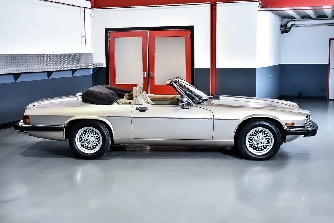 1991 Jaguar XJS Convertible - Image 13 of 30