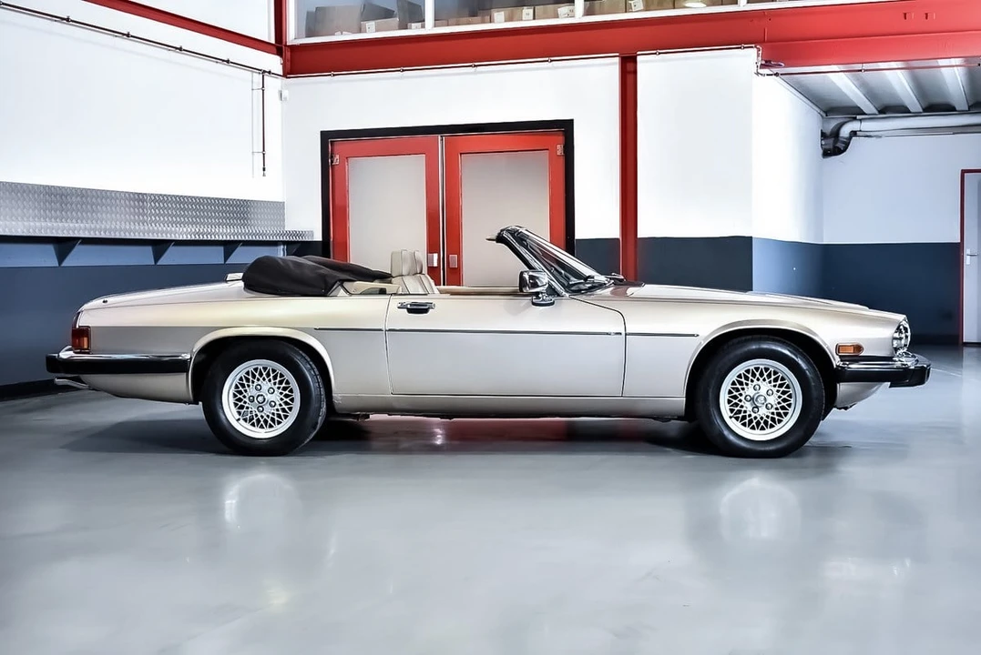 1991 Jaguar XJS Convertible - Image 14 of 30