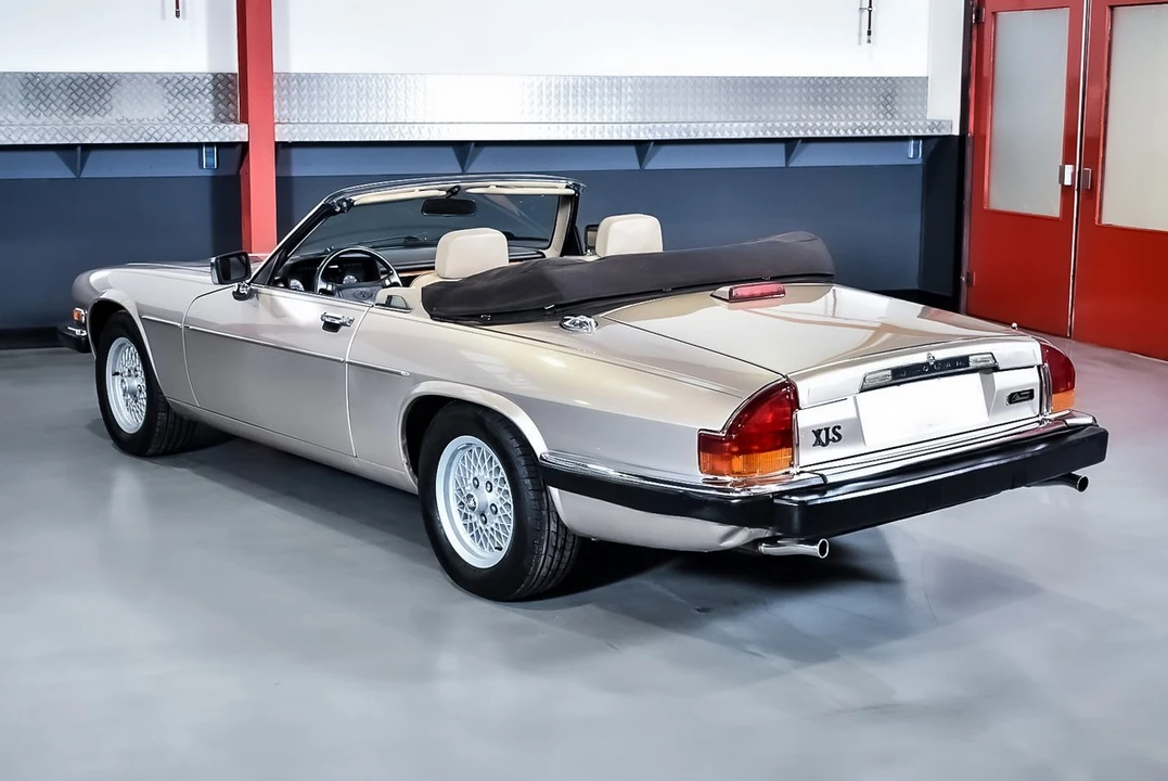 1991 Jaguar XJS Convertible - Image 21 of 30