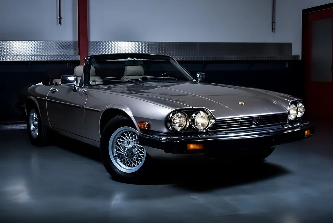 1991 Jaguar XJS Convertible - Image 8 of 30