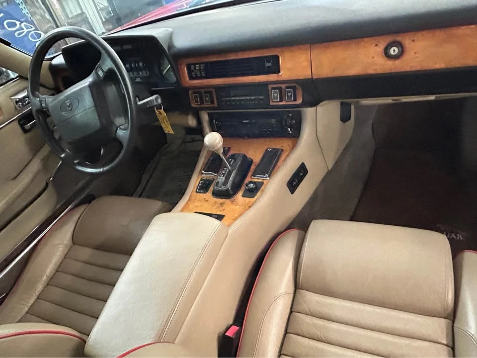 1991 Jaguar XJS - Image 6 of 10