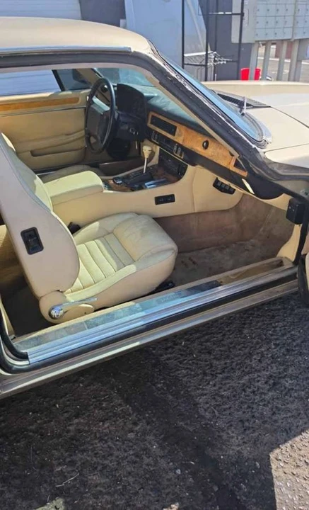 1991 Jaguar XJS - Image 7 of 15