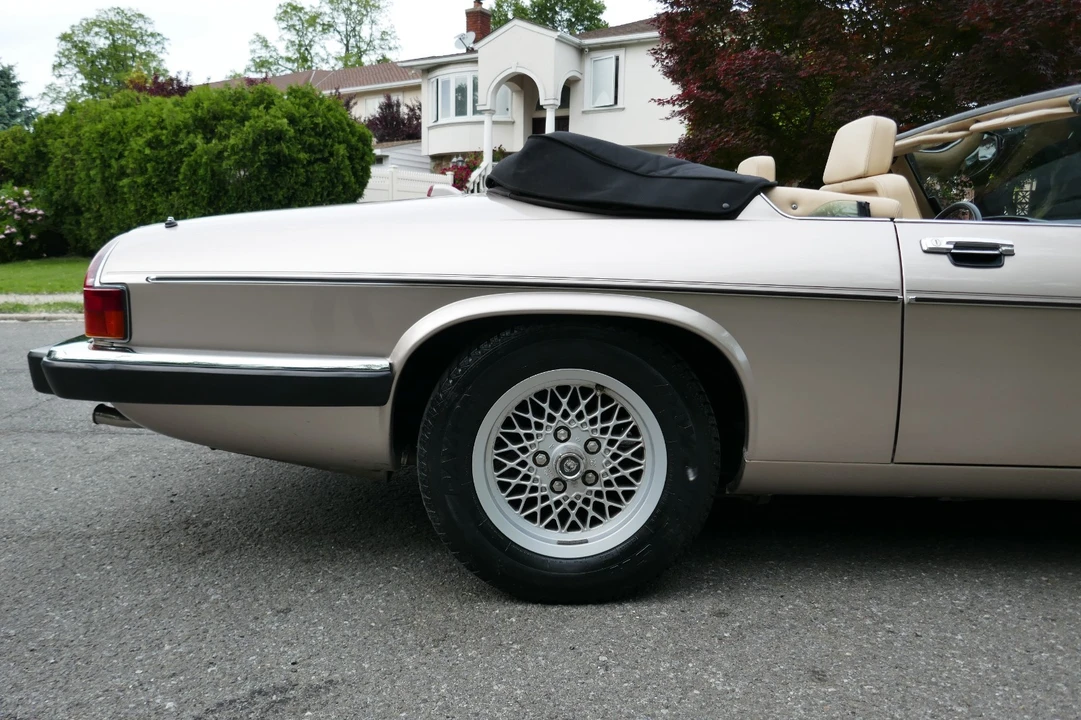 1991 Jaguar XJS - Image 12 of 31