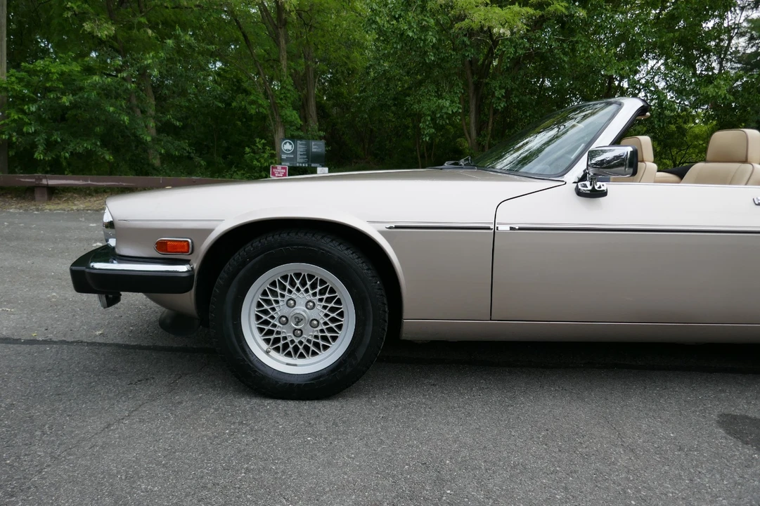 1991 Jaguar XJS - Image 8 of 31