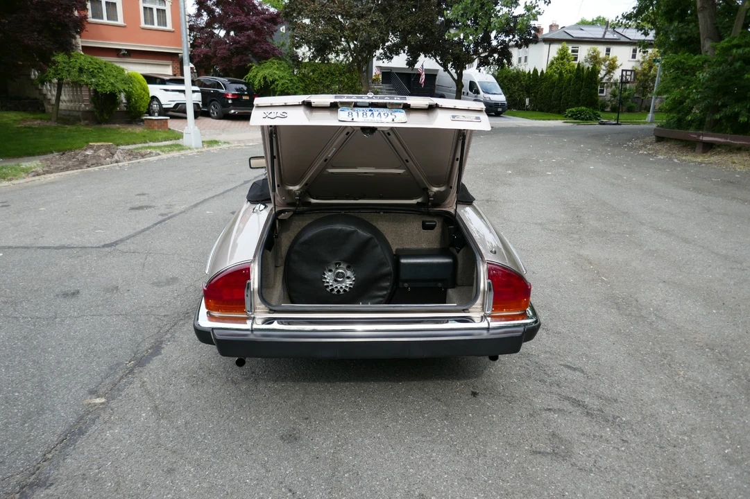 1991 Jaguar XJS - Image 25 of 31