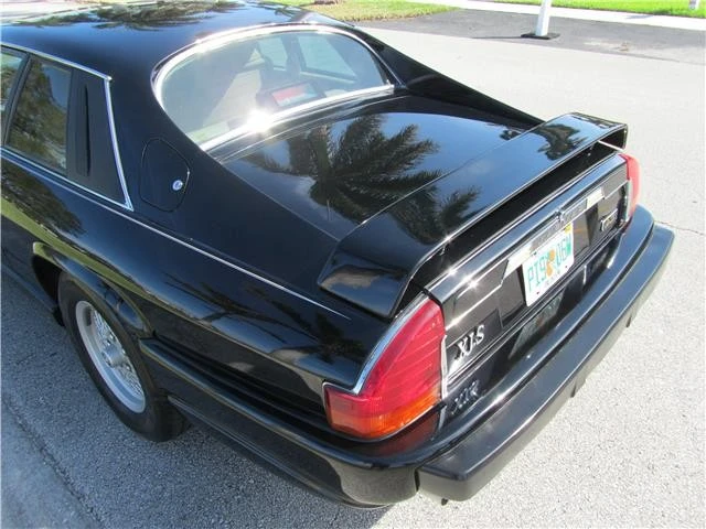 1991 Jaguar XJS - Image 11 of 12