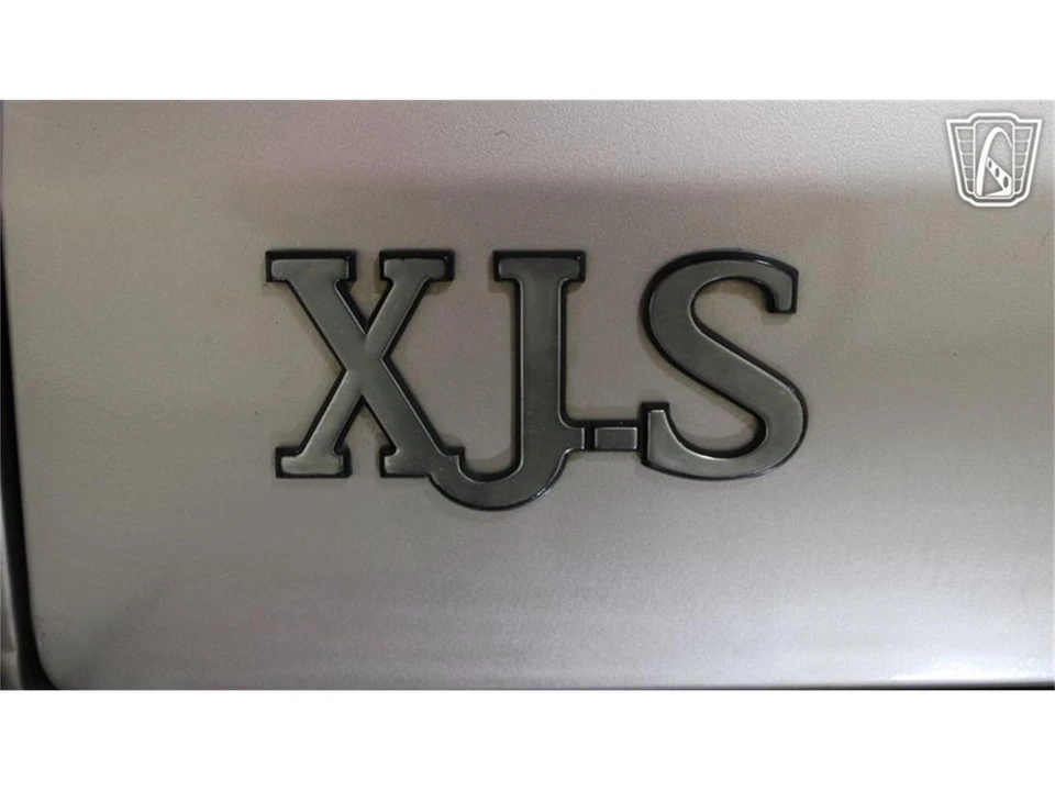 1991 Jaguar XJS - Image 9 of 31