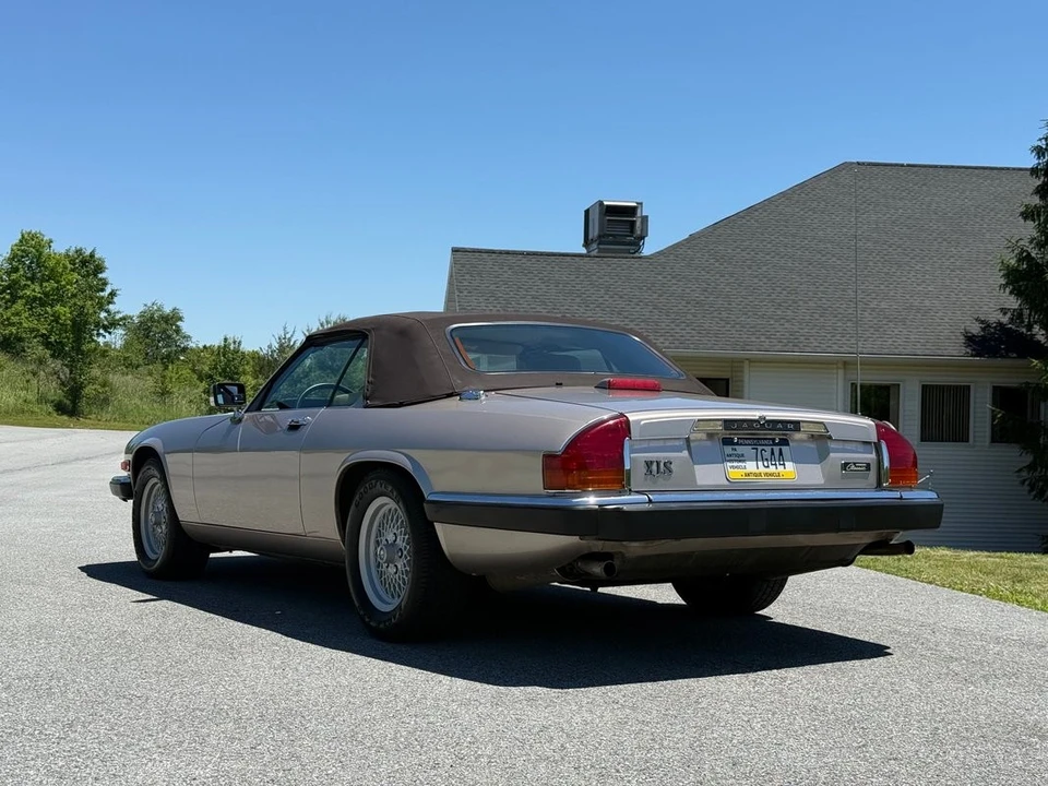 1991 Jaguar XJS - Image 9 of 31