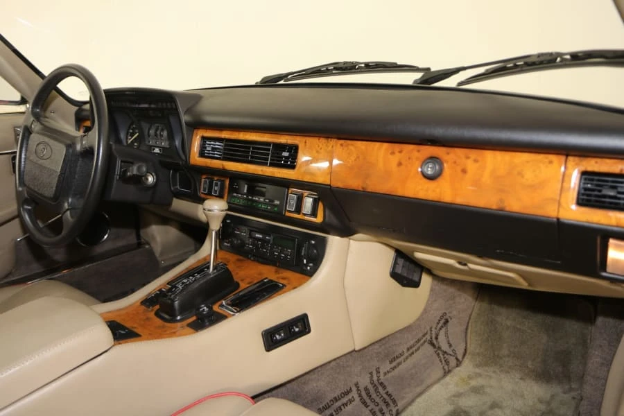 1991 Jaguar XJS - Image 3 of 12