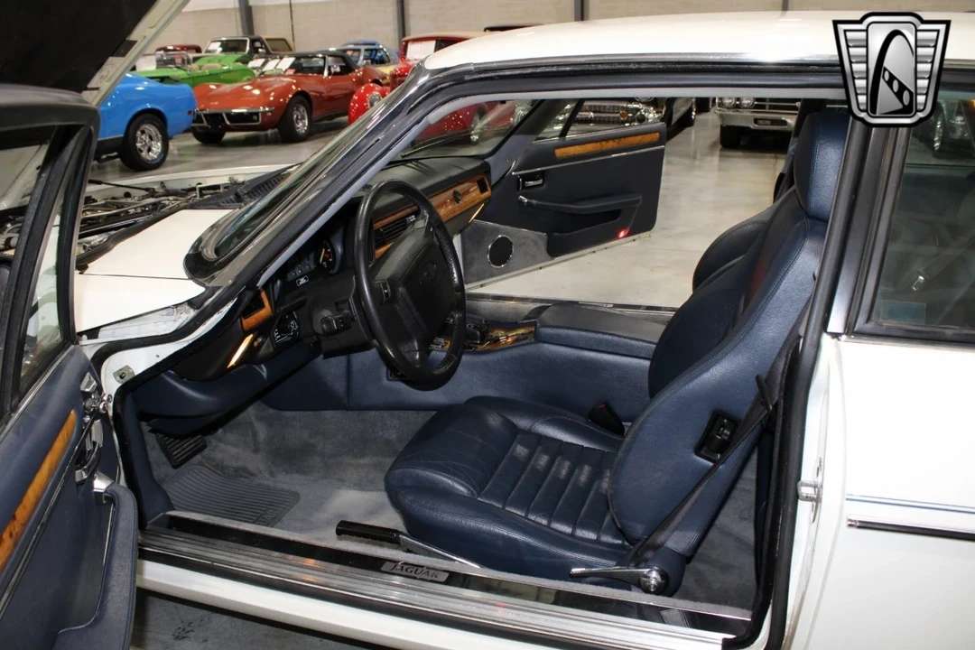 1991 Jaguar XJS - Image 8 of 12