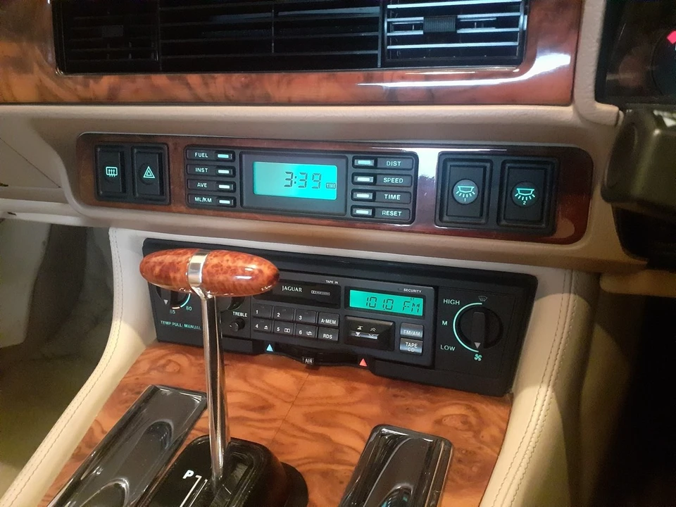1991 Jaguar XJS - Image 7 of 30
