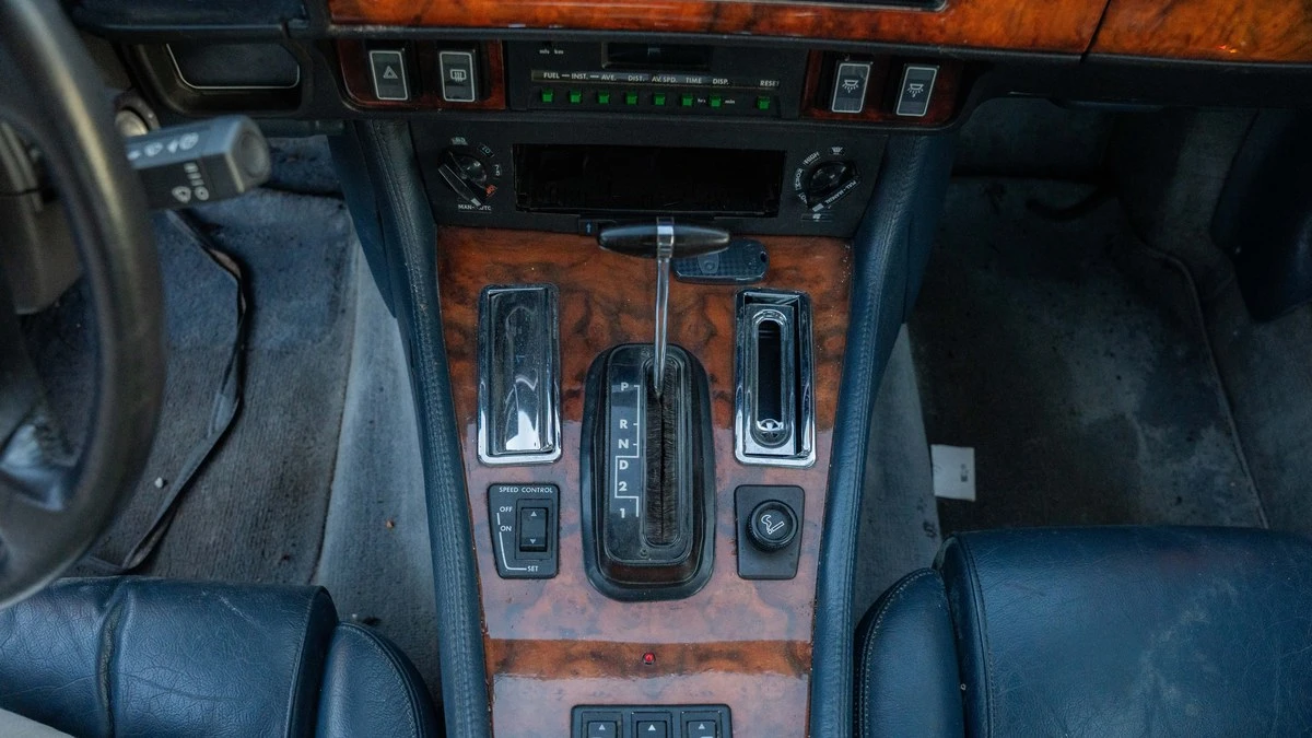 1991 Jaguar XJS Convertible - Image 27 of 30