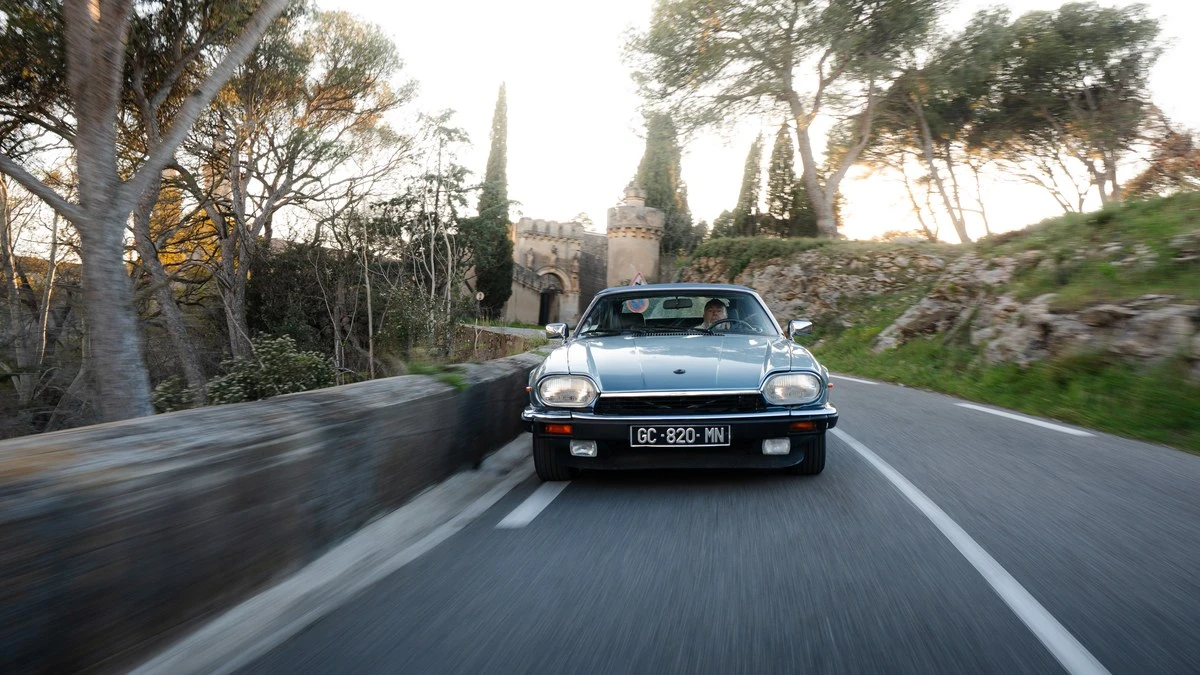 1991 Jaguar XJS Convertible - Image 14 of 30
