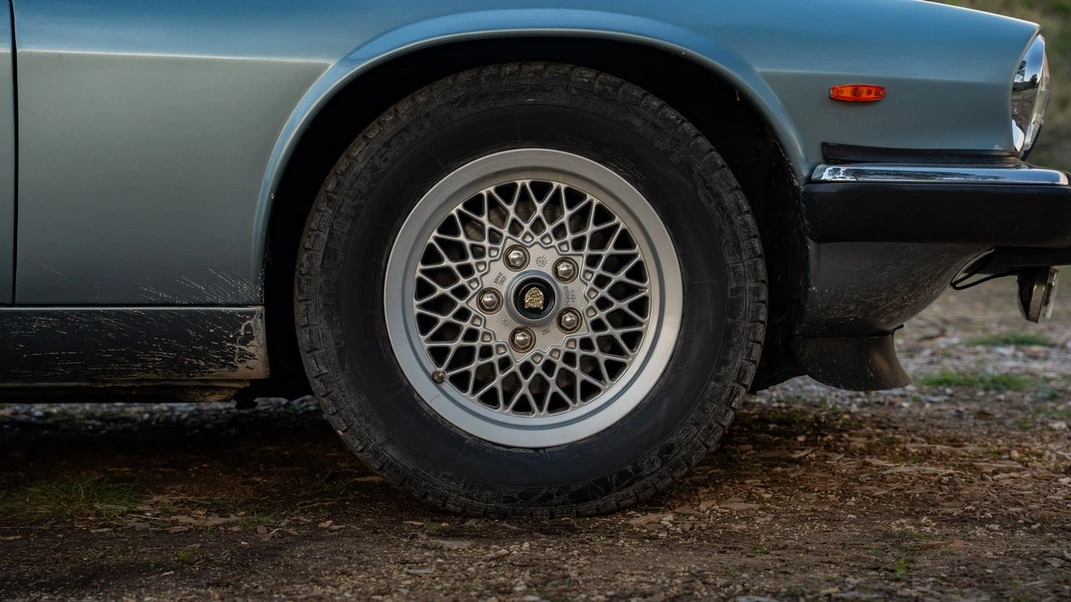 1991 Jaguar XJS Convertible - Image 20 of 30