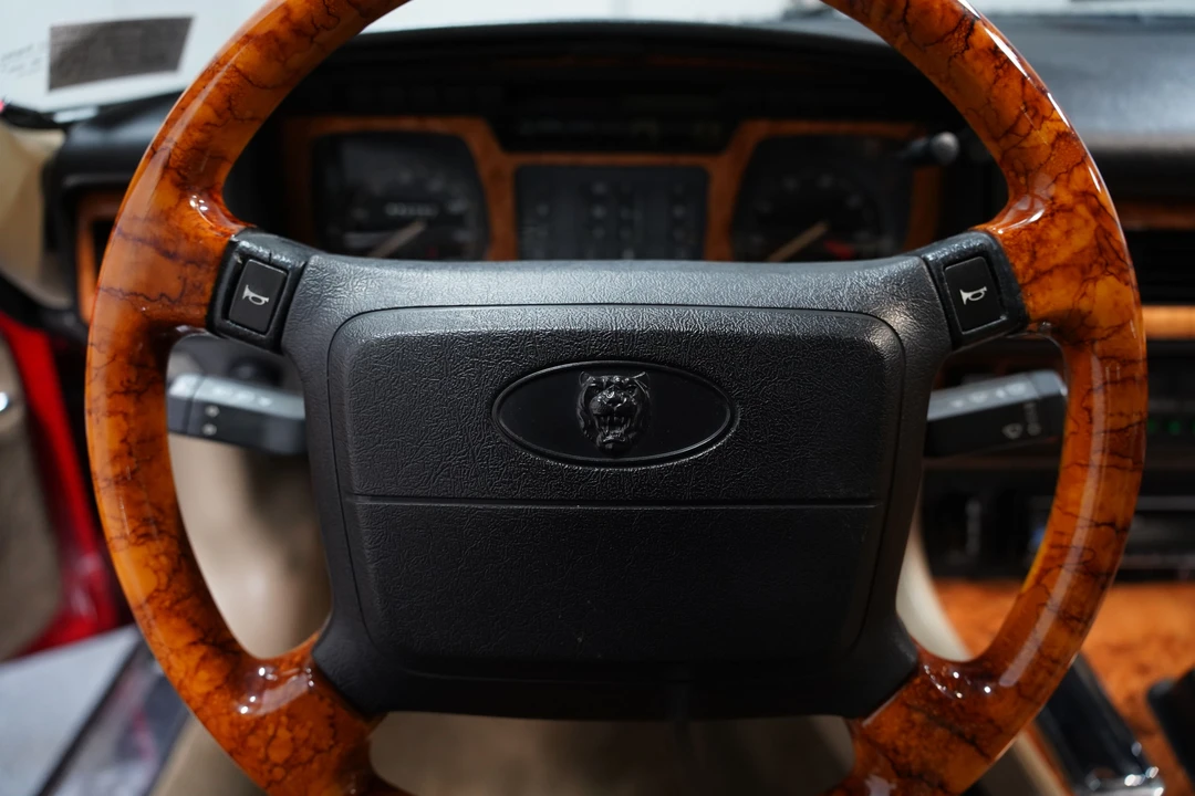 1991 Jaguar XJS Convertible - Image 30 of 31