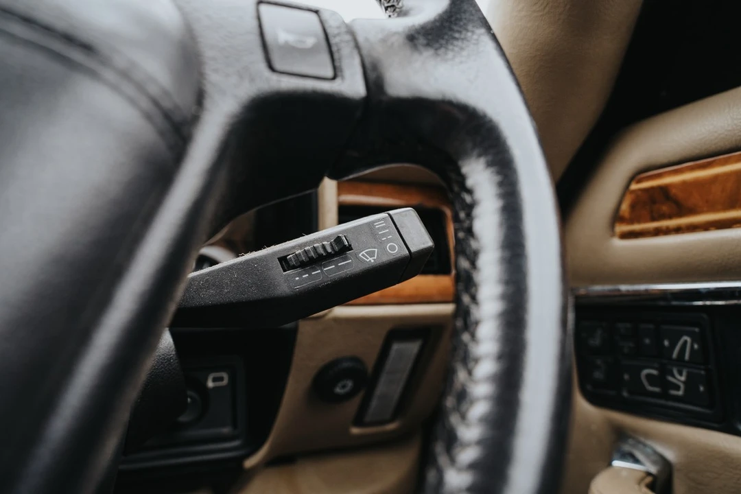 1991 Jaguar XJS - Image 24 of 30