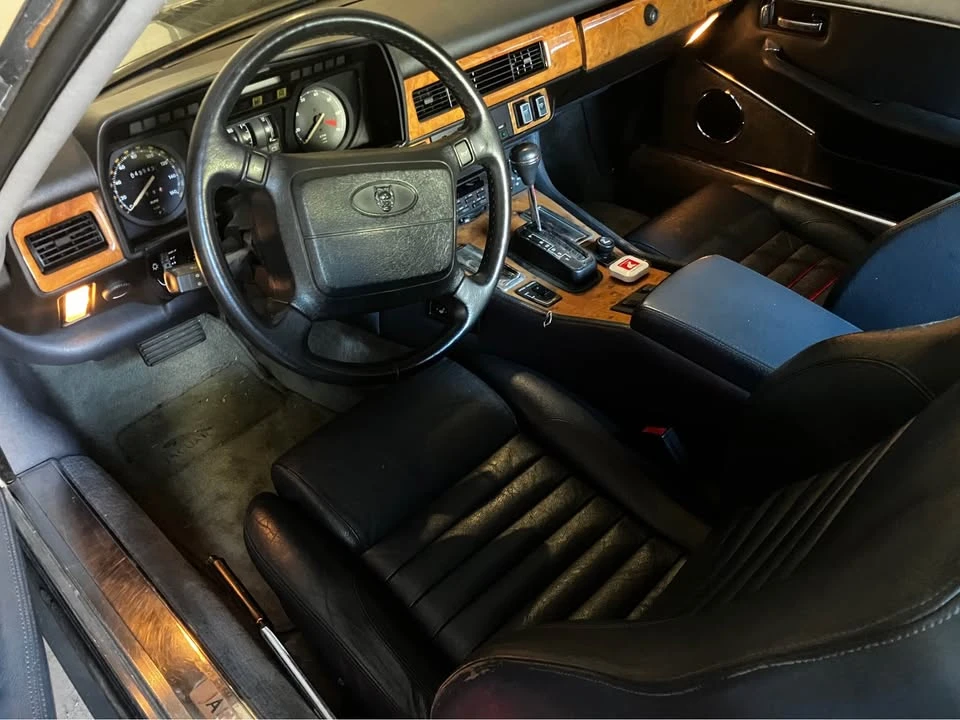 1991 Jaguar XJS - Image 9 of 18