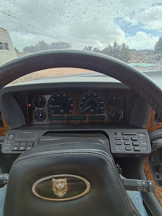 1991 Jaguar XJ40 XJ - Image 6 of 10