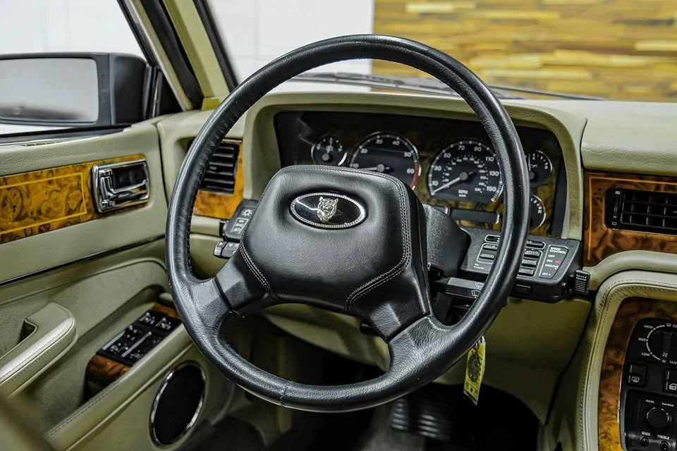 1991 Jaguar XJ40 XJ - Image 7 of 10