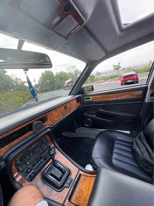 1991 Jaguar XJ40 XJ - Image 9 of 14