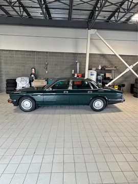 1991 Jaguar XJ