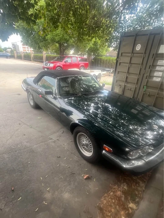 1991 Jaguar XJS Convertible - Image 10 of 16