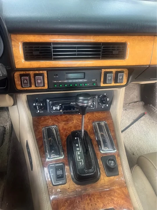 1991 Jaguar XJS Convertible - Image 14 of 16
