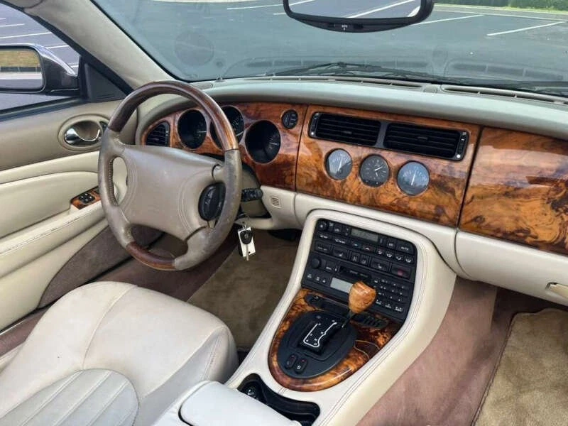 1991 Jaguar X100 XK8 - Image 13 of 16