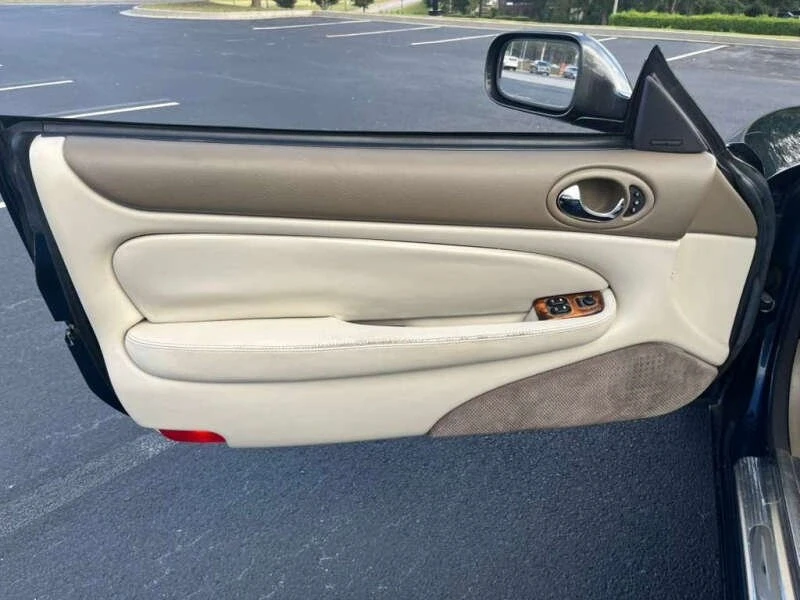 1991 Jaguar X100 XK8 - Image 7 of 16