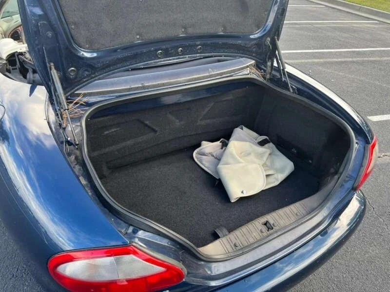 1991 Jaguar X100 XK8 - Image 11 of 16