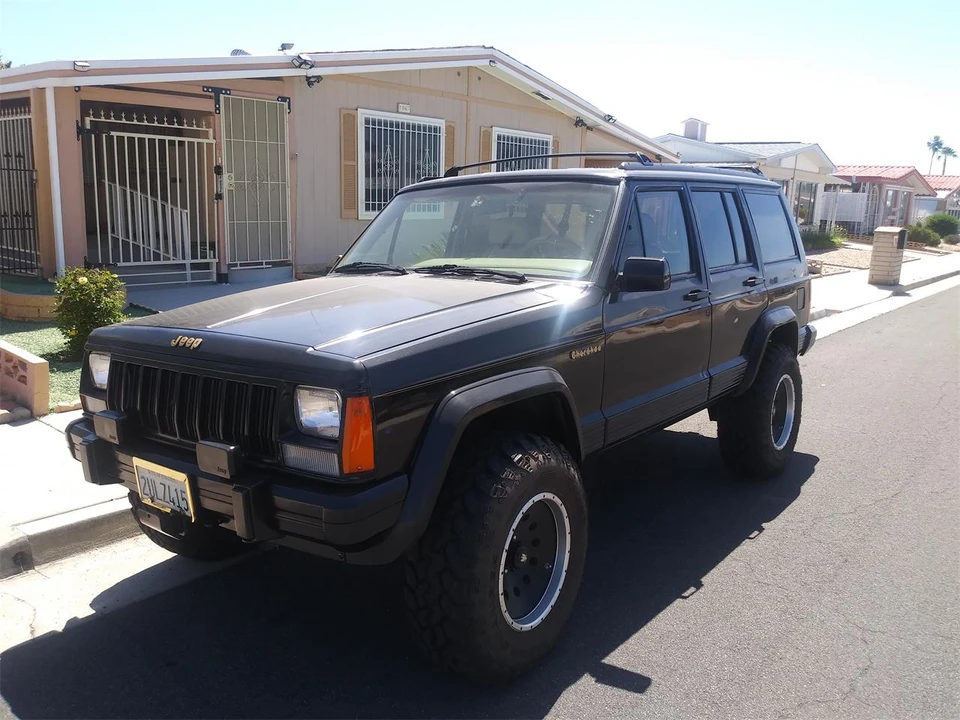 1991 Jeep XJ Cherokee - Image 5 of 31