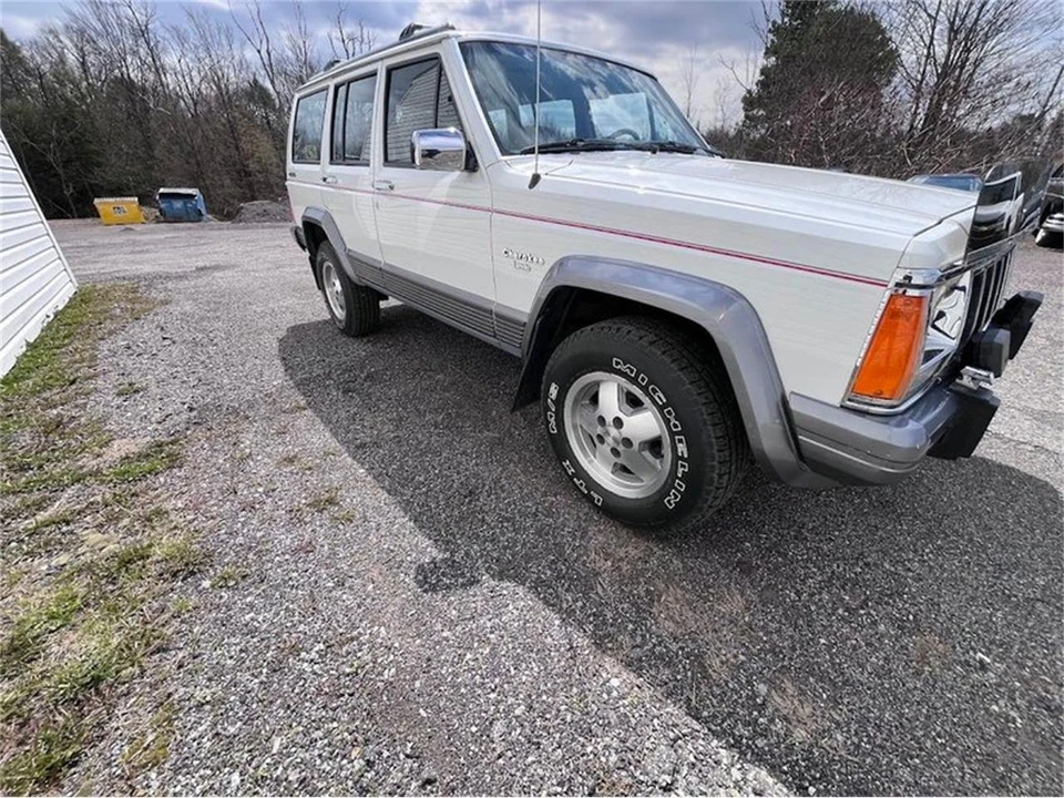 1991 Jeep XJ Cherokee - Image 8 of 31