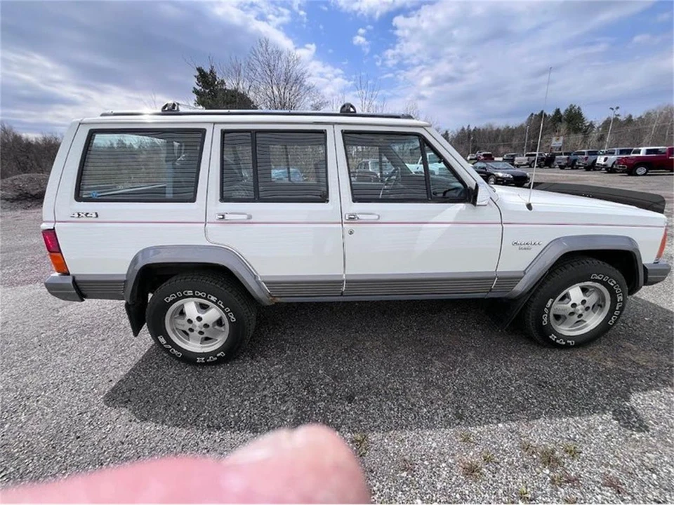 1991 Jeep XJ Cherokee - Image 7 of 31