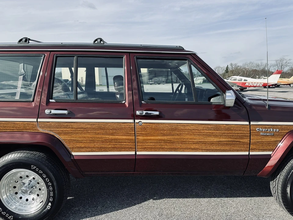 1991 Jeep XJ Cherokee - Image 15 of 31