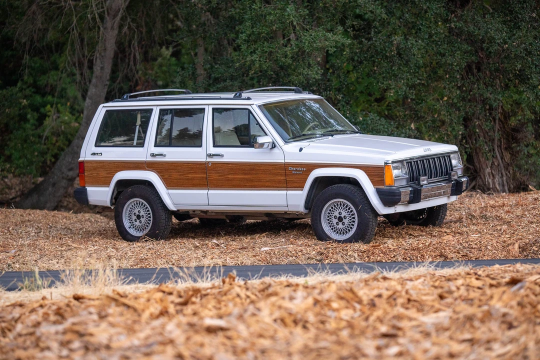 1991 Jeep XJ Cherokee - Image 12 of 31