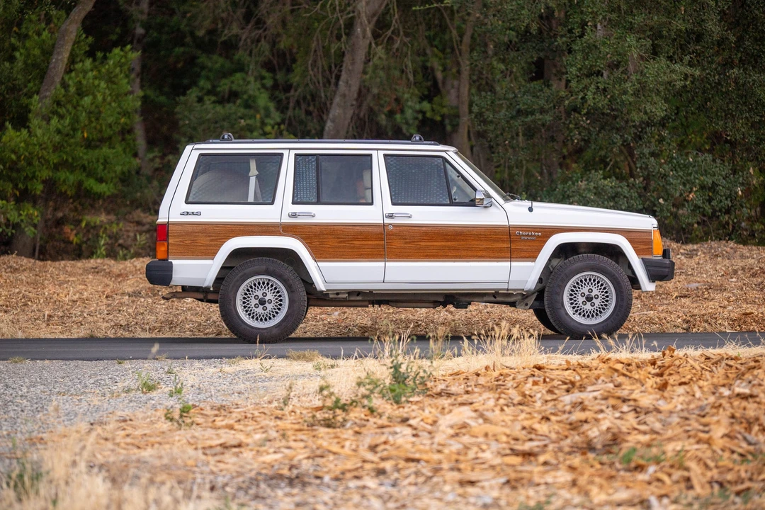 1991 Jeep XJ Cherokee - Image 11 of 31