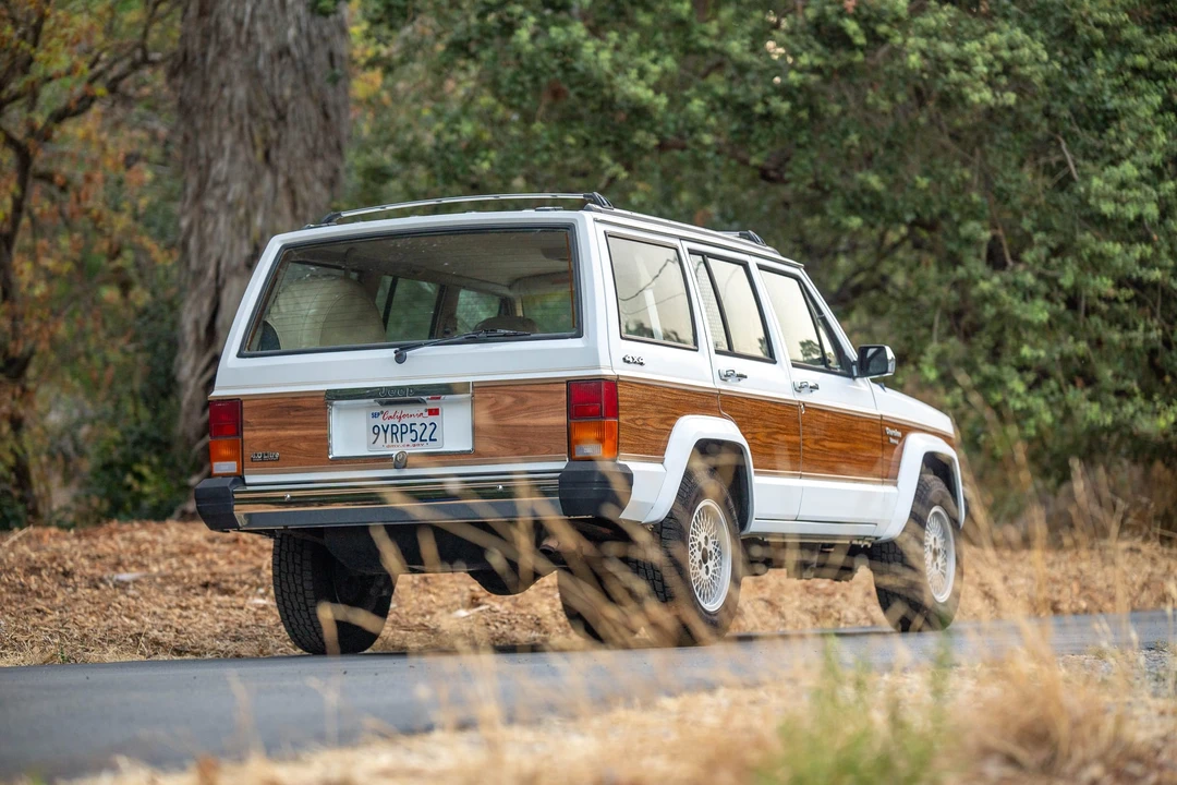 1991 Jeep XJ Cherokee - Image 10 of 31