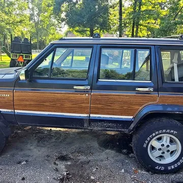 1991 Jeep Cherokee Briarwood Sport Utility 4D