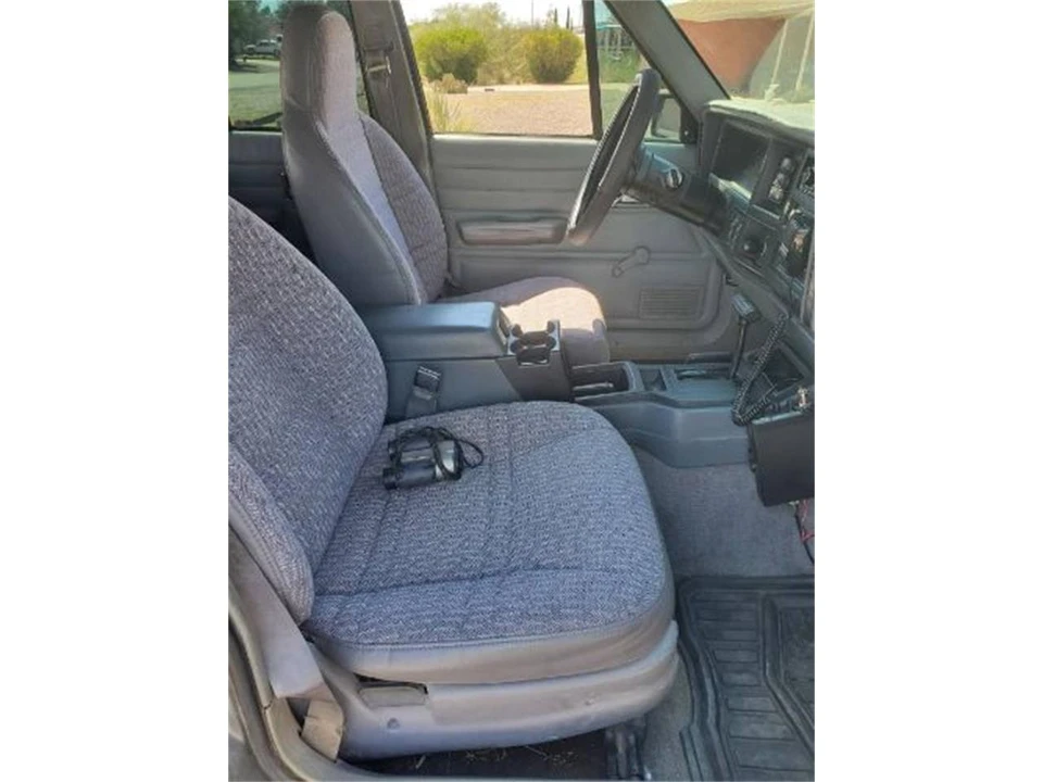 1991 Jeep XJ Cherokee - Image 6 of 13