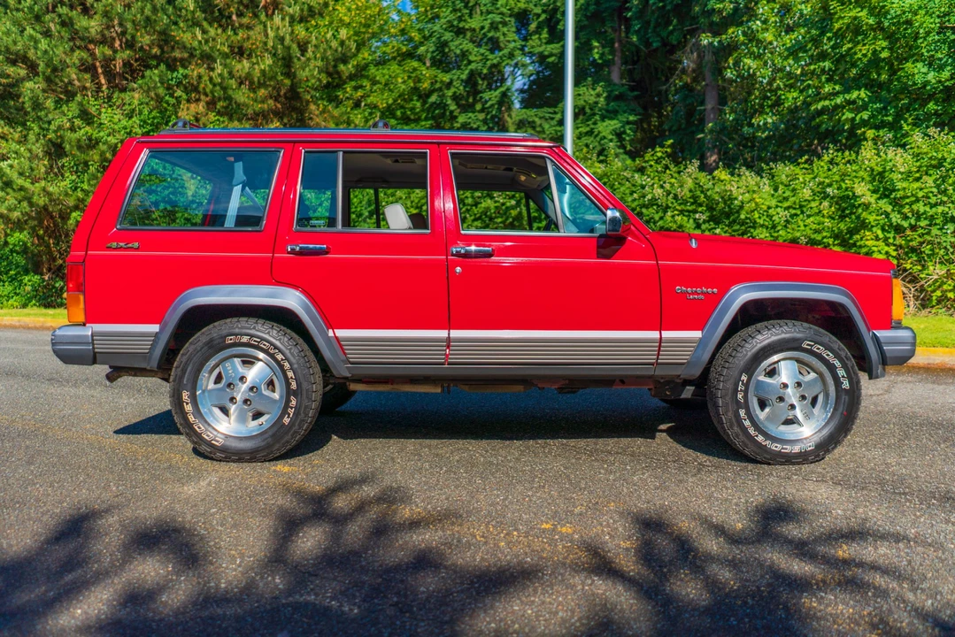 1991 Jeep XJ Cherokee - Image 17 of 31