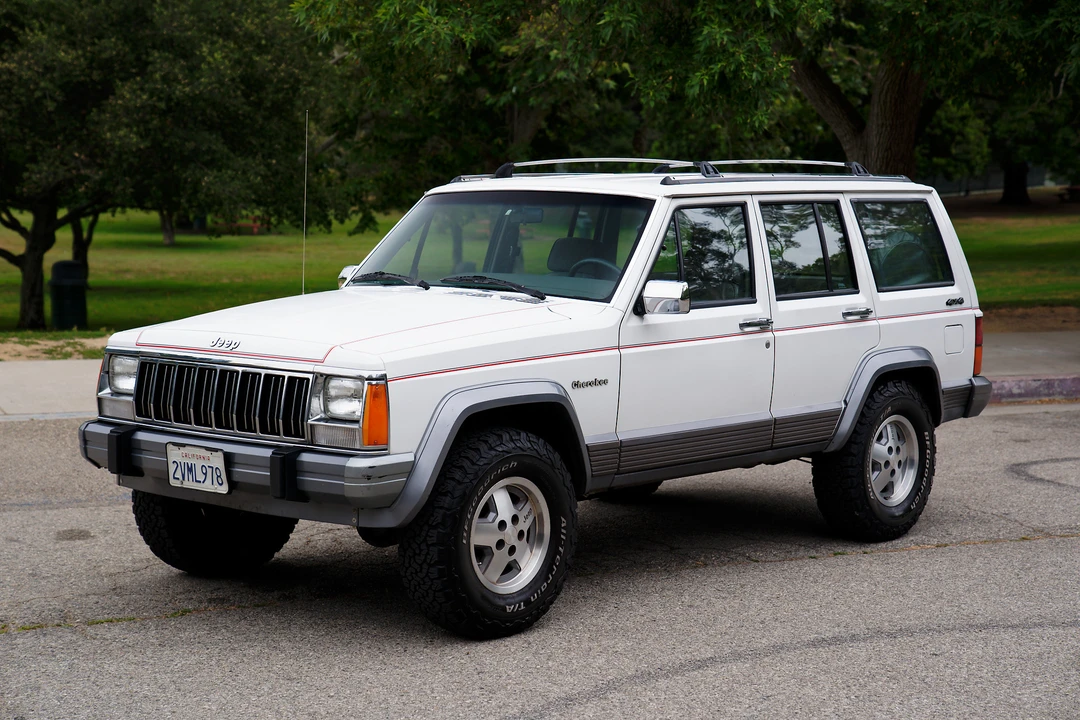 1991 Jeep XJ Cherokee - Image 8 of 31
