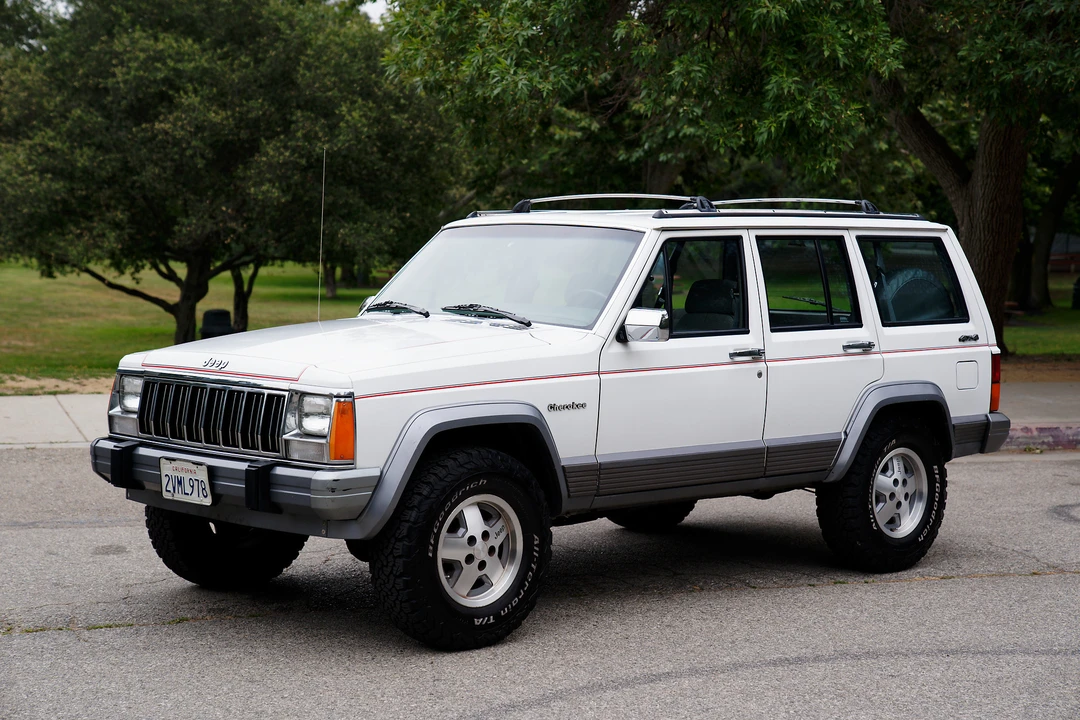 1991 Jeep XJ Cherokee - Image 9 of 31