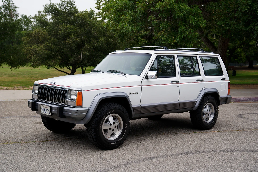 1991 Jeep XJ Cherokee - Image 10 of 31