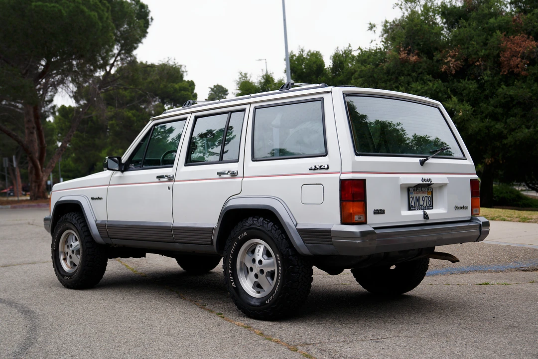 1991 Jeep XJ Cherokee - Image 12 of 31