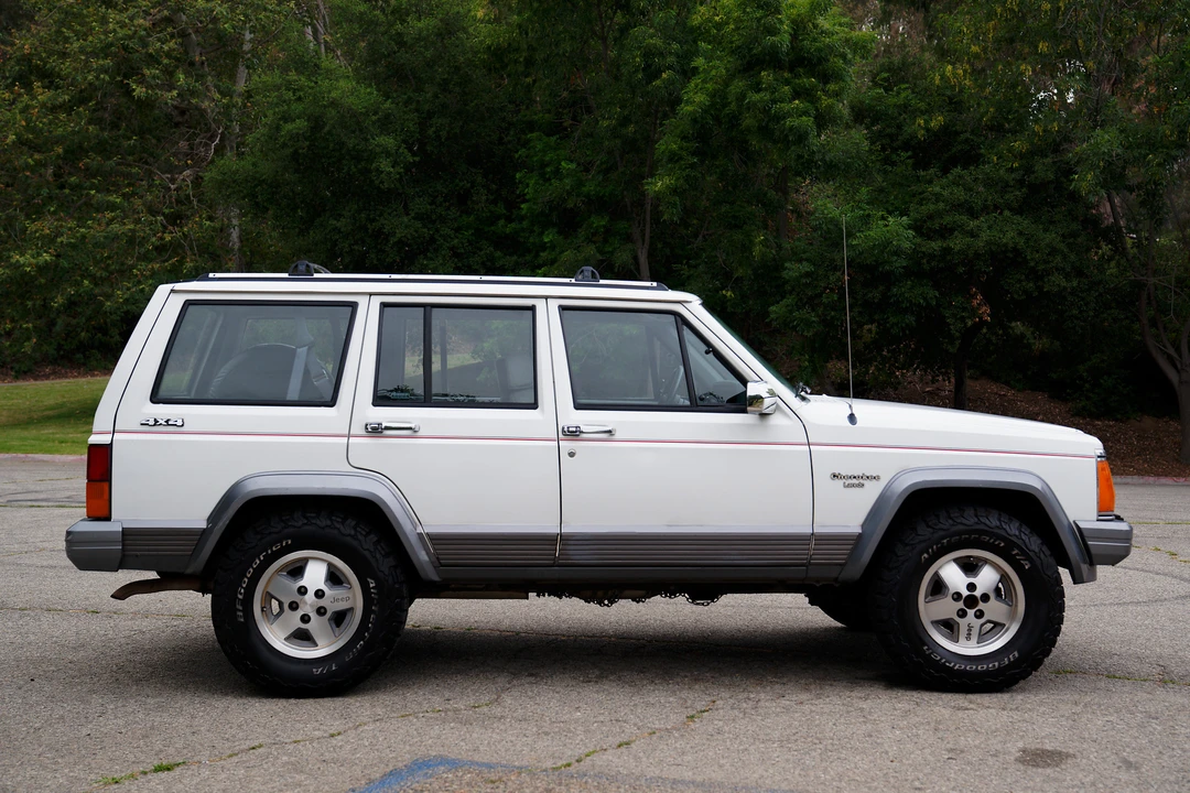 1991 Jeep XJ Cherokee - Image 16 of 31